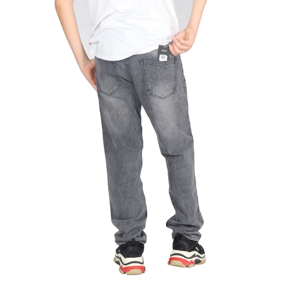 Weird Jeans - Reguler Fit Snow Grey - Celana Panjang Denim Pria Polos Abu Abu