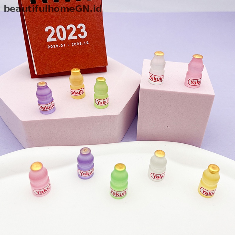 {Cantik} 2pcs Botol Minum Resin Mini Luminous Yakult Drink Bottle Mainan Dashboard Mobil~