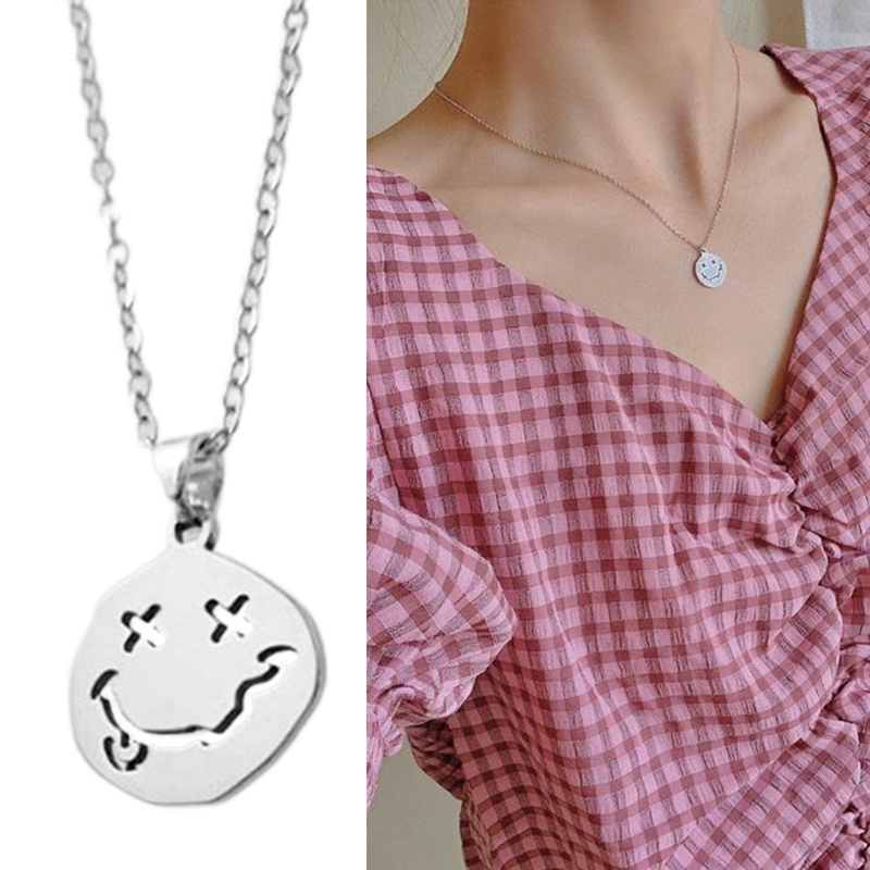 Ins Fashion Smile Pendant Kalung Pria Dan Wanita Smiley Face Kalung Kepribadian Hip-Hop Perhiasan Pasangan