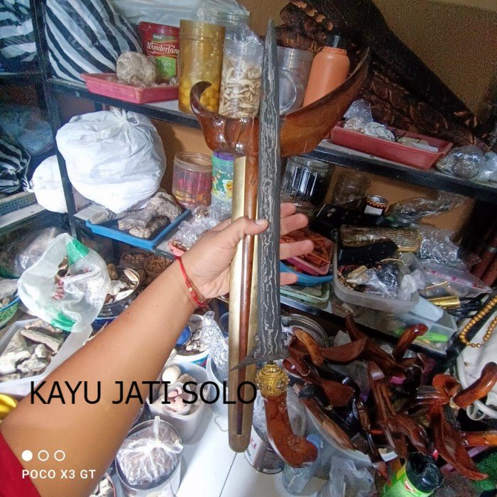 pusoko sempanner pamor singkir warangka istimewa ladrang iras Antikan Terlenkap KJM7654