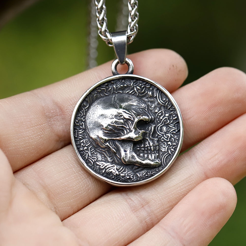 Vintage Fashion Punk Overpowering Dua Sisi Kerangka Liontin Rantai Kalung Pria Perhiasan Hadiah