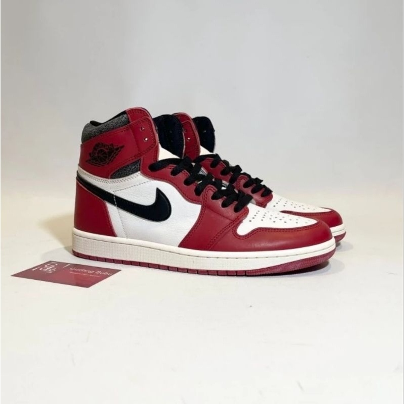 Air Jordan 1 High Chicago Lost And Found 2022 Red White Black Vs