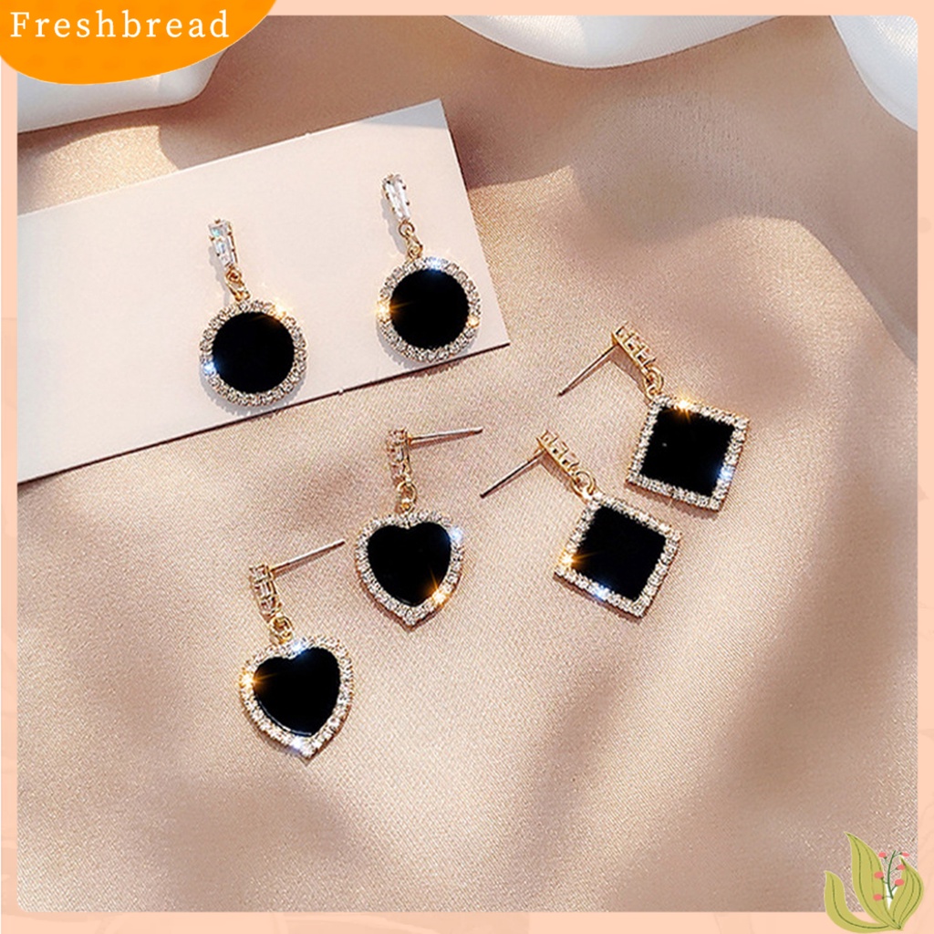 &lt; Freshbread &gt; 1pasang Anting Pejantan Bersinar Perak-Jarum Geometris Menjuntai Electroplating Temperat Dekorasi Eye-catching Hitam Bulat Berlian Imitasi Anting-Anting Aksesoris Pakaian