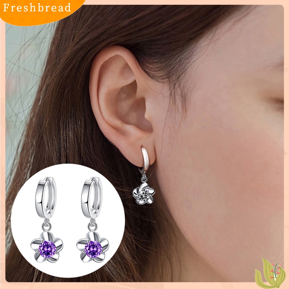 &lt; Freshbread &gt; Fashion Wanita Plum Blossom Bentuk Menjuntai Berlian Imitasi Leaverback Earrings Jewelry