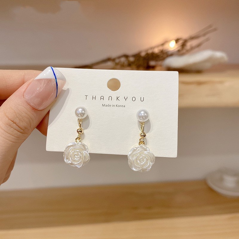 Anting Camelia Gunung Fashion2023 New Wajah Serbaguna Anting Kecil