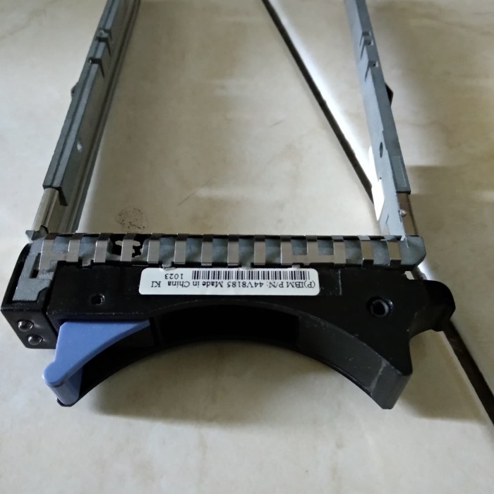 caddy bracket ibm 2.5 inch 44v8185 59p5241
