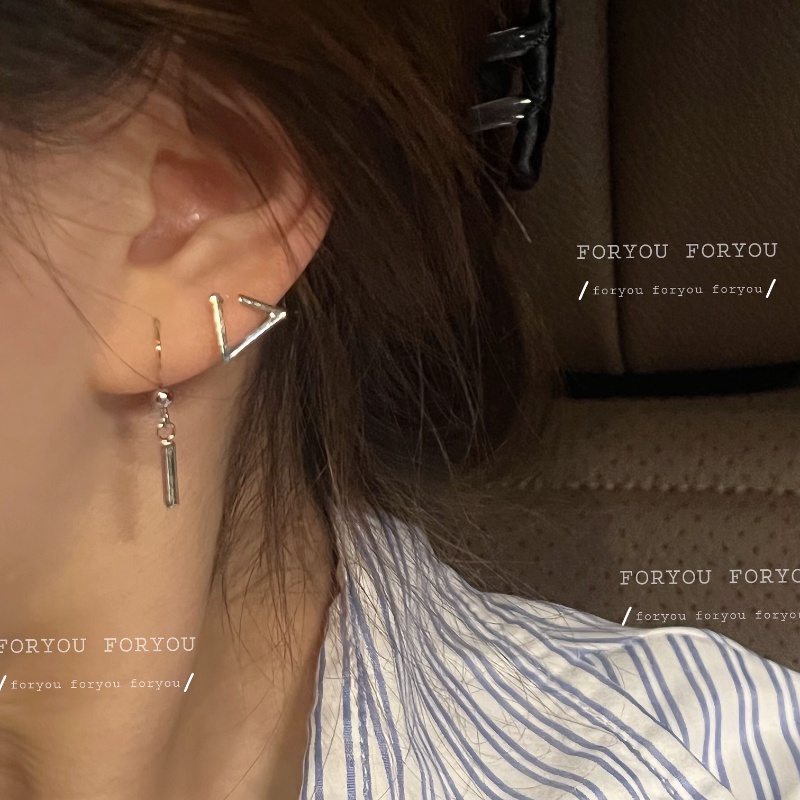 Kami Bunga Minimalis s925 Perak Kecil Berongga Segitiga Stud Anting-Anting Untuk Wanita Gadis Ins Trendi Kecil Geometris Anting-Anting Korea Fashion Telinga Perhiasan Aksesoris