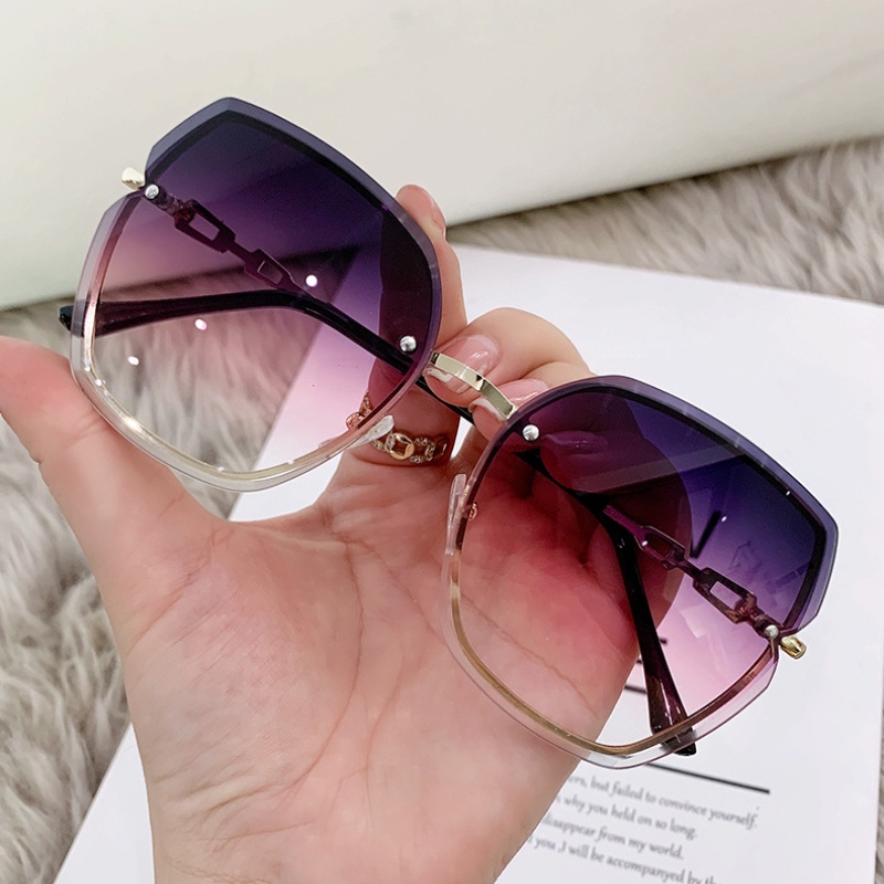 (YUZHU) Kacamata Hitam Tanpa Bingkai Logam Mode Baru Korea Marine Piece Oversized Frame Diamond Sunglasses Untuk Wanita