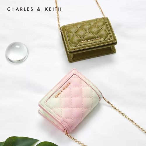 DOMPET CHARLES &amp; KEITH MICAELA QUILTED CARD HOLDER - CK-50701179