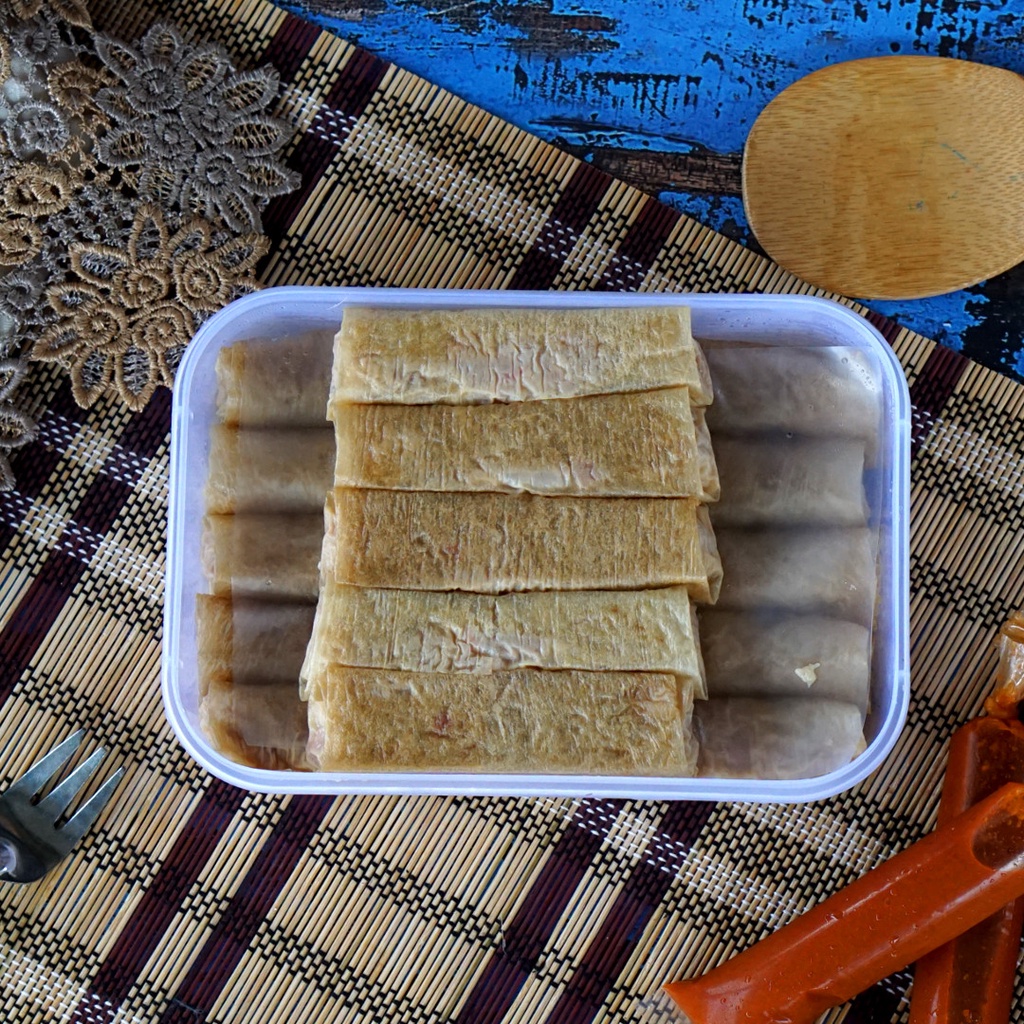 

Lumpia Udang Goreng isi 15 Pcs Frozen Box Varian Dimsum Siomay Medan Dimsum Maidanii