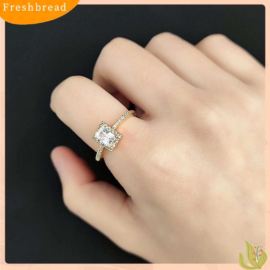 &lt; Freshbread &gt; Wanita Cincin Shiny Mewah Open Mouth Eye-catching Semua Pertandingan Perhiasan Hadiah Bentuk Persegi Berlian Imitasi Bertatahkan Wanita Ladies Finger Ring Untuk Pakaian Sehari-Hari