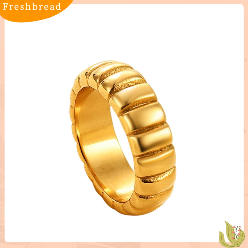 &lt; Freshbread &gt; Jari Band Diangkat Gandum Geometris Elektroplating Kilau Terang Menawan Berdandan Colorfast Titanium Steel Punk Cincin Wanita Perhiasan