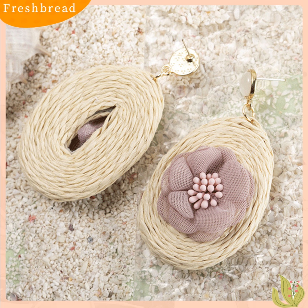 &lt; Freshbread &gt; 1pasang Anting Dikepang Bunga Permukaan Halus Dress-up Elegan Retro Bunga Anting Perempuan Untuk Liburan