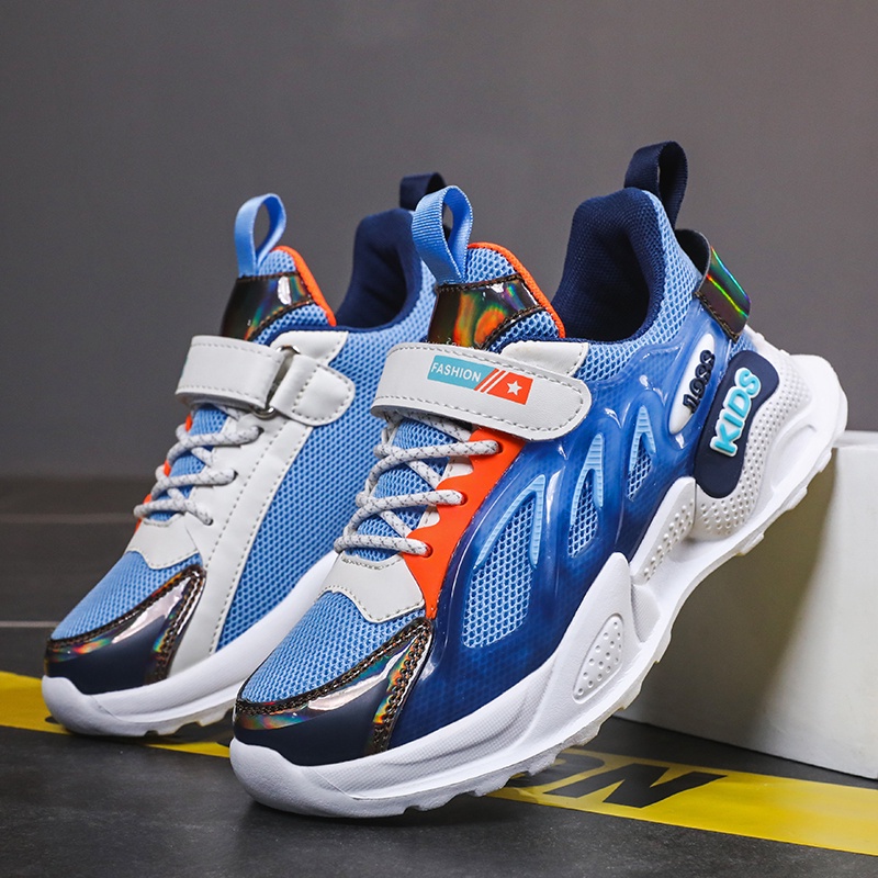 Sepatu Olahraga Anak Baru Mesh Soft Bottom Casual Shoes Ringan dan Breatble Fashion Children's Shoes