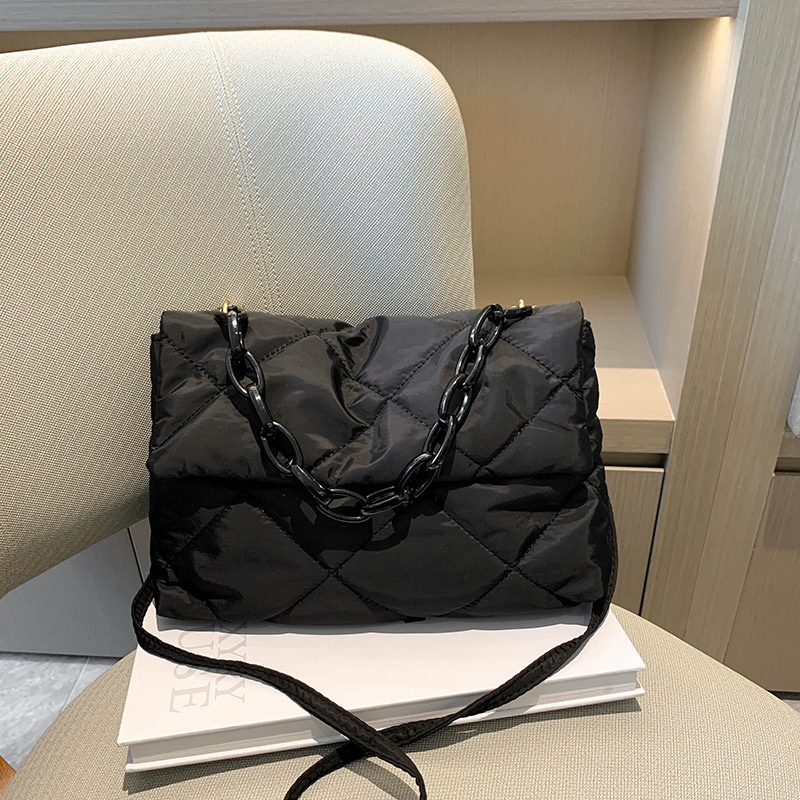 Tas Selempang Wanita Elegan Tali Rantai Hitam Polos Ringan Halus Tas Wanita Diamond Bagmaker /DMTS