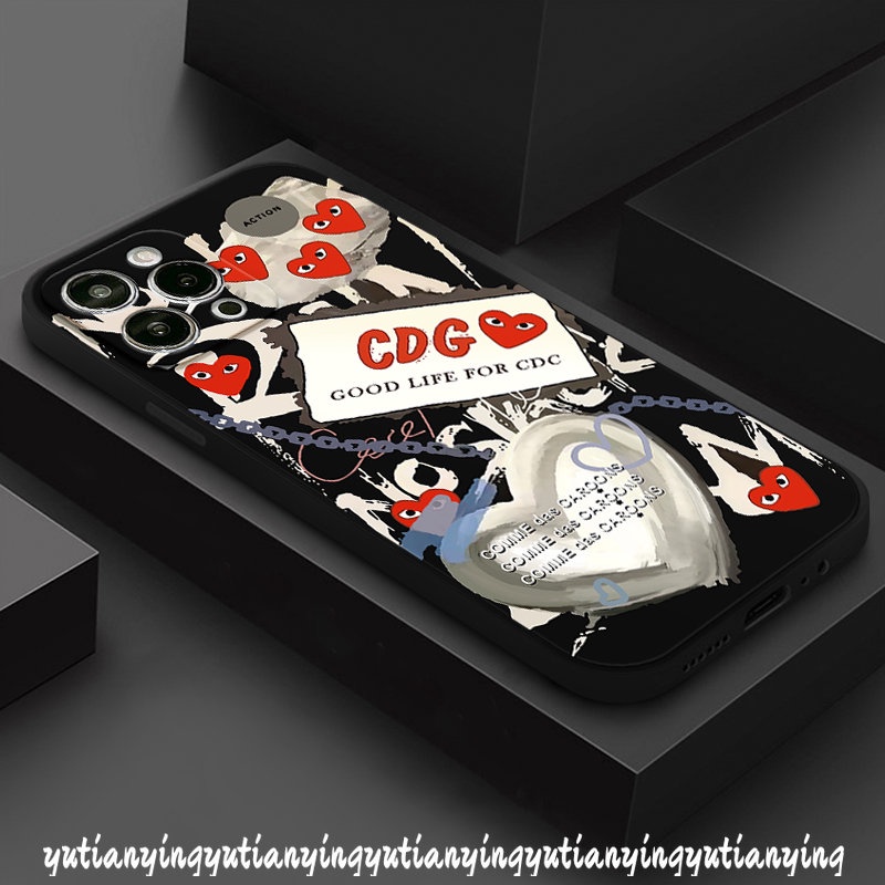 Trendy Comme des Garcons Case Kompatibel Untuk IPhone 7Plus X XR XS Max13 14 11 12 Pro Max8 7 6S 6 Plus SE 2020 Tepi Lurus Lembut Tpu Cinta Hati Penutup Belakang