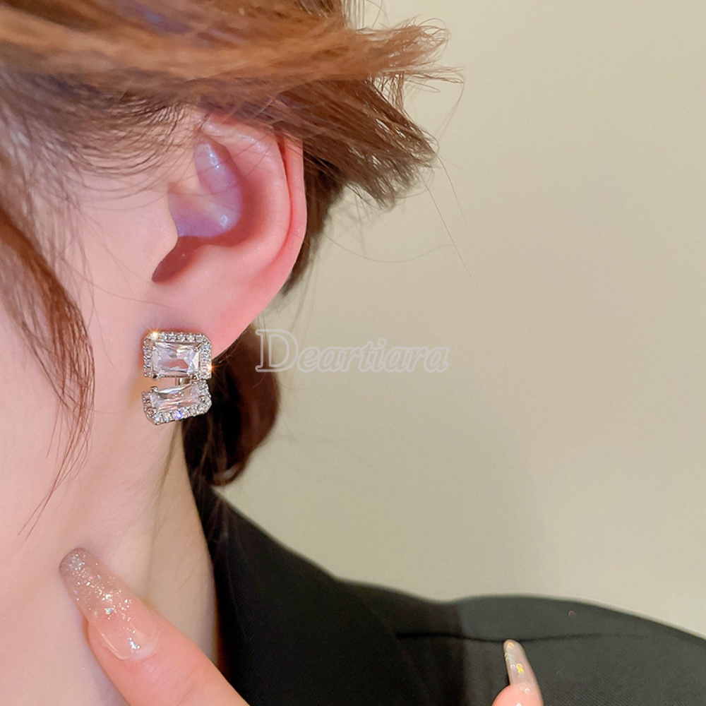 Anting Fashion Desain Unik Bersih Cahaya Merah Anting Mewah Gantung Belakang Anting Kristal Zirkon Untuk Wanita