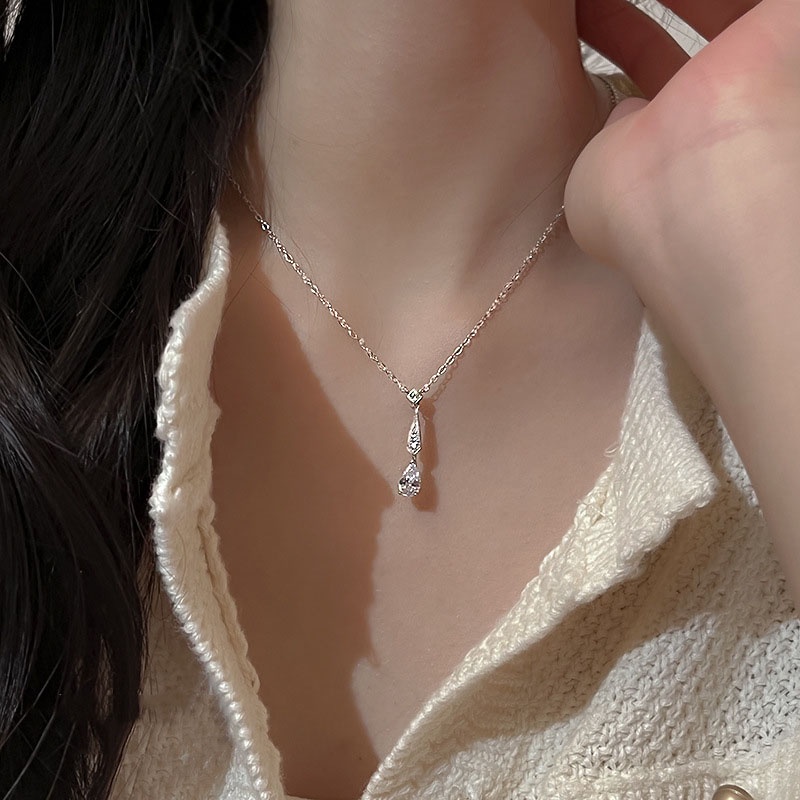 Kalung Tetesan Geometris Paduan Kristal Fashion Wanita