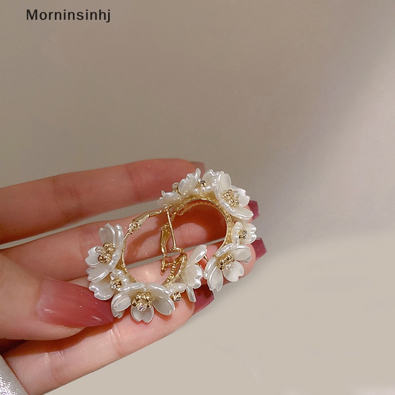 Mornin 1pasang Baru Indah Bunga Splicing Anting Temperamen Sederhana Fashion Serbaguna Anting Perempuan Perhiasan id