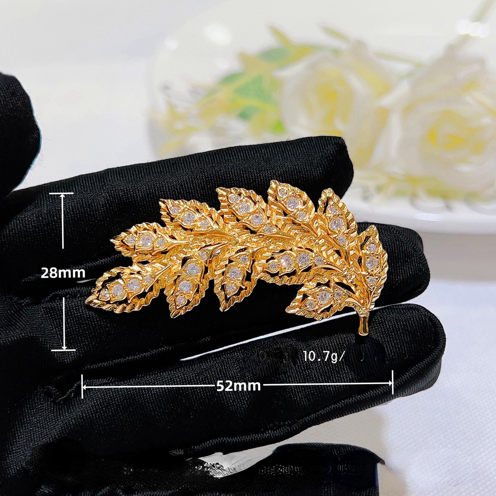 Goldkingdom Fashion Perhiasan Aksesoris Ready Stock Ukiran Tangan Klasik Daun Emas Dengan Micro Full Berlian Bros Retro Premium Berongga Gandum Telinga Liontin Pendant