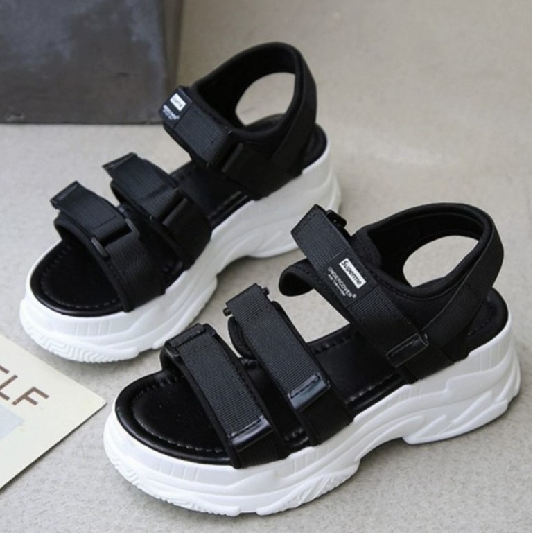 Sandal Wanita Slop Tali Gunung Korean Style Selop Tinggi Hitam Putih Polos Gaya Korea Sol Tebal - Cladiva FSH148