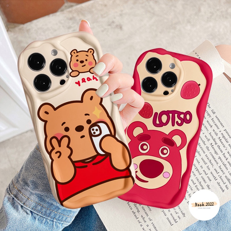 Casing Kartun Kompatibel Untuk iPhone 11 Pro Max12 14 13 Pro Max6 6S 7 8 Plus XR X XS MAX Cute Manyo Winnie the Pooch 3D Wavy Curved Edge Glossy Airbag Pasangan Tahan Guncangan Soft Cover