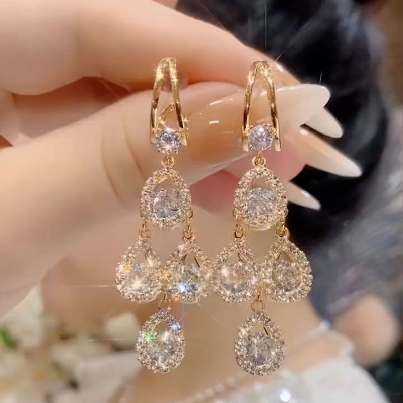 Geometris Elegan Berlian Berlian Berlian Imitasi Temperamen High-End Gaya Baru Anting Fashion Trendi