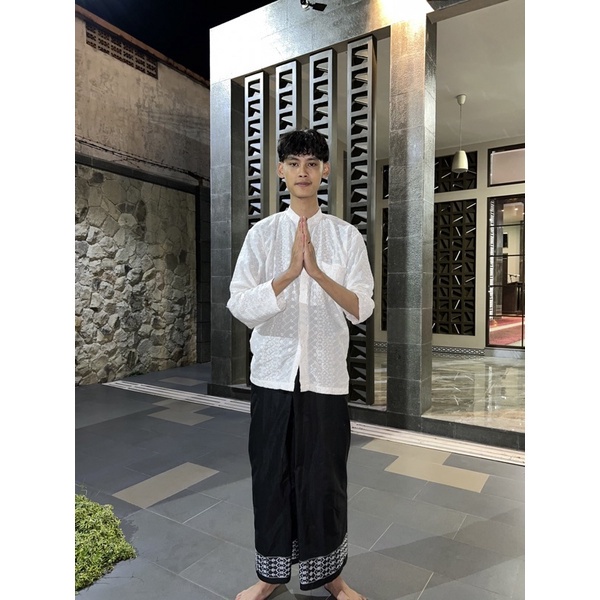 SARUNG POLOS SARUNG SHOLAT SARUNG TENUN MOTIF