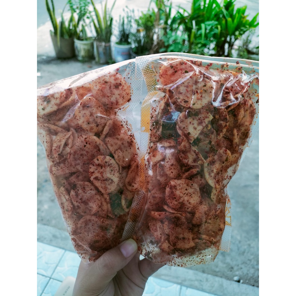 

Kerupuk Seblak Kering Pedas Daun Jeruk 100 Gram