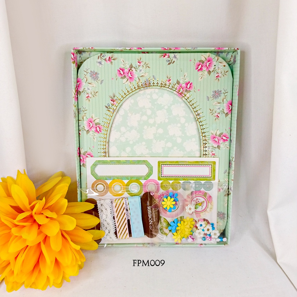 

Paper Bingkai Frame Foto Motif Bunga Pink Tosca FPM-RA009