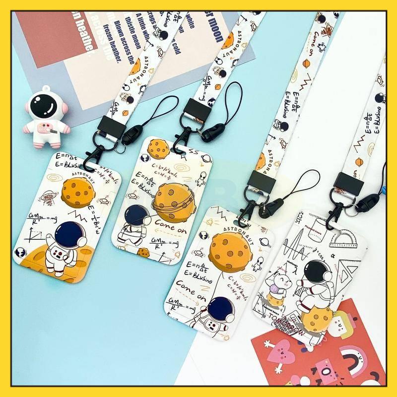 

⭐ MKBK ⭐ Spaceman ID Card Holder Cartoon Card Sleeve Photocard Pelindung Kartu Case Tali Lanyard Card Holder Foto Spaceman Dengan Gantungan Kunci School ID Work ID Card Holder Kartu Metro Kartu Bus Cover Kartu Bank
