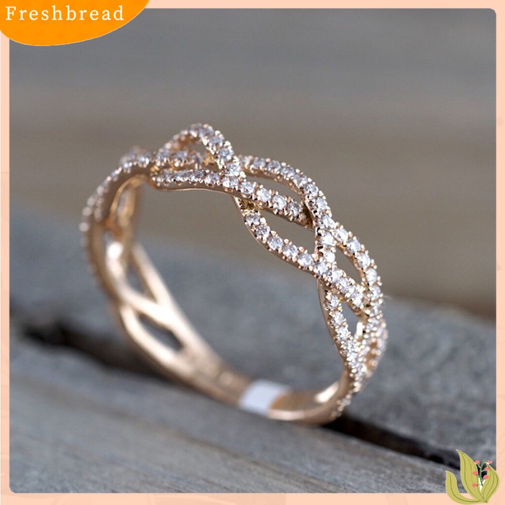 &lt; Freshbread &gt; Wanita Cincin Bentuk Memutar Berlian Imitasi Perhiasan Fashion Penampilan Electroplated Finger Ring Untuk Pernikahan