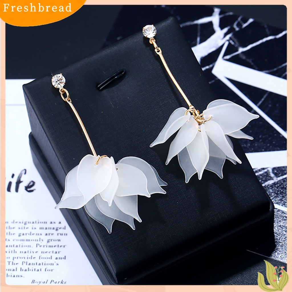 &lt; Freshbread &gt; 1pasang Drop Earrings Kelopak Bunga Liontin Telinga Dekorasi Alloy Wanita Anting Menjuntai Panjang Untuk Pesta Ulang Tahun