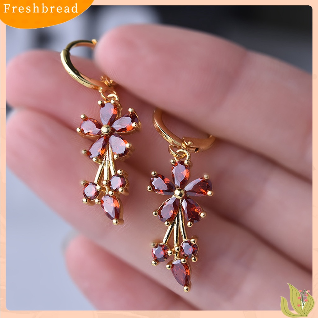 &lt; Freshbread &gt; 1pasang Anting Perhiasan Indah Menawan Tembaga Bunga Cubic Zirconia Tetesan Air Anting Hoop Untuk Kehidupan Sehari-Hari