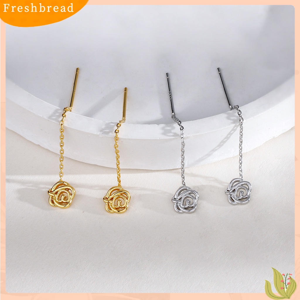 &lt; Freshbread &gt; 1pasang Wanita Drop Earrings Bersinar Berongga-out Bunga Mawar Garis Rantai Gaya Elegan Dekorasi Telinga Warna Emas/Perak Anting Liontin Panjang