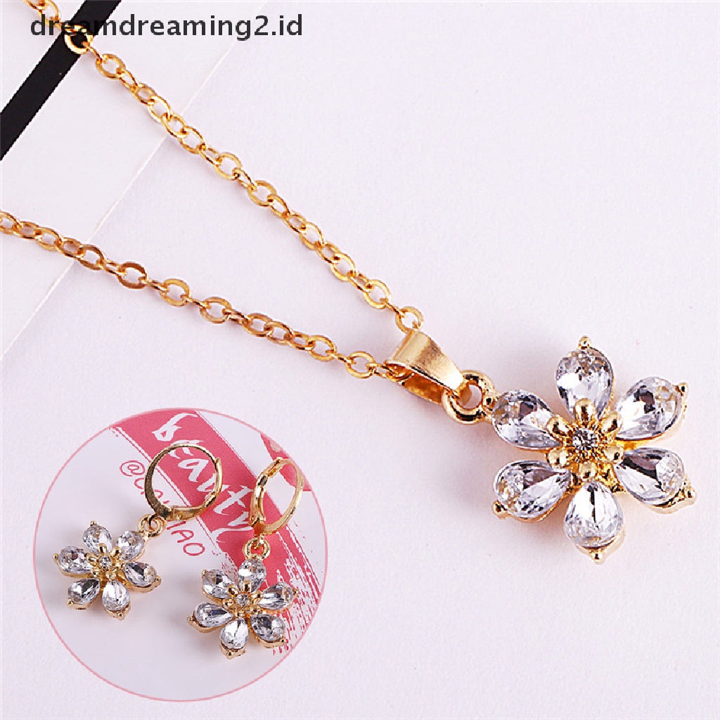 (hot) Fashion Set Perhiasan Berlapis Emas Berlian Imitasi Bunga Liontin Kalung Anting Set Perhiasan//