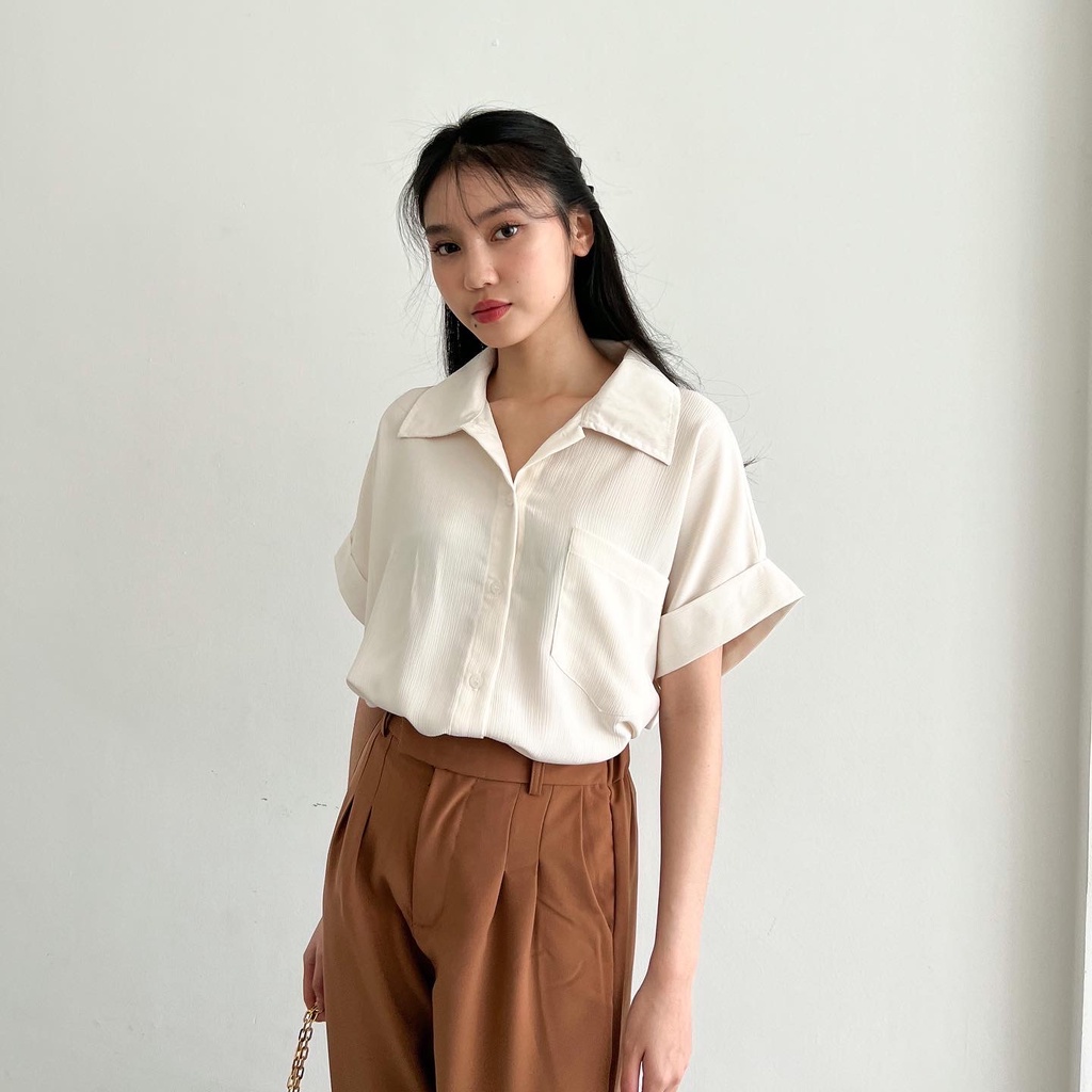 Beige Studio - Abby Shirt / Kemeja Lengan Pendek Wanita