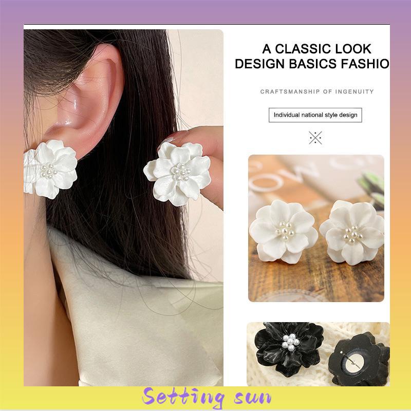 COD✨Anting kamelia sederhana Elegan dan lapang Anting pejantan mutiara TN
