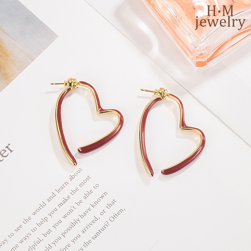 S925 Perak2023Baru Trendi Cinta Dingin Anting Hati Anting Bermutu Tinggi