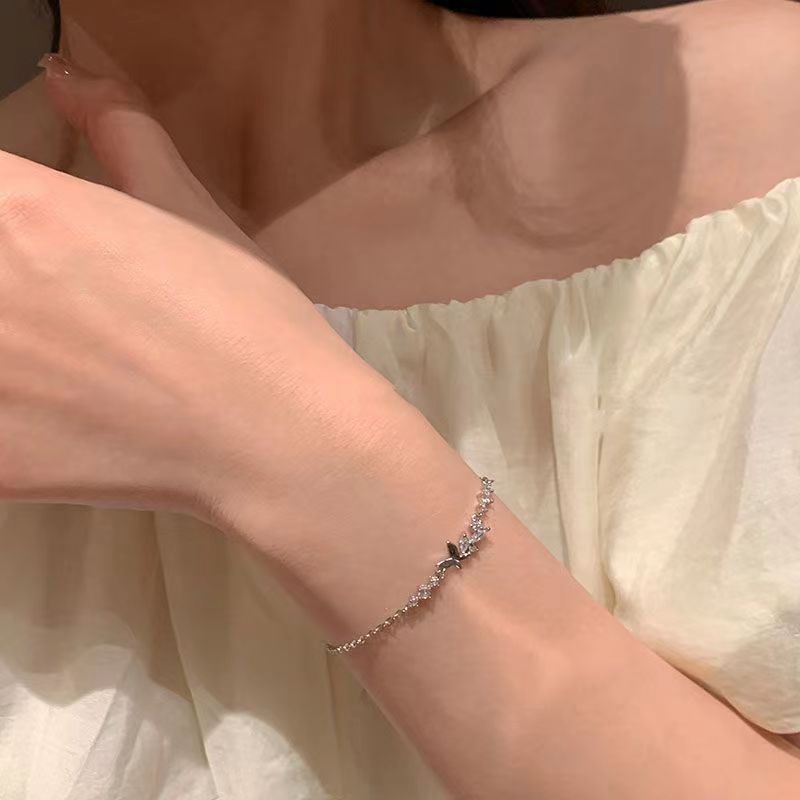 Ifyou Gelang Kupu-Kupu silver Kristal Gelang aesthetic Untuk Perhiasan Aksesoris Wanita