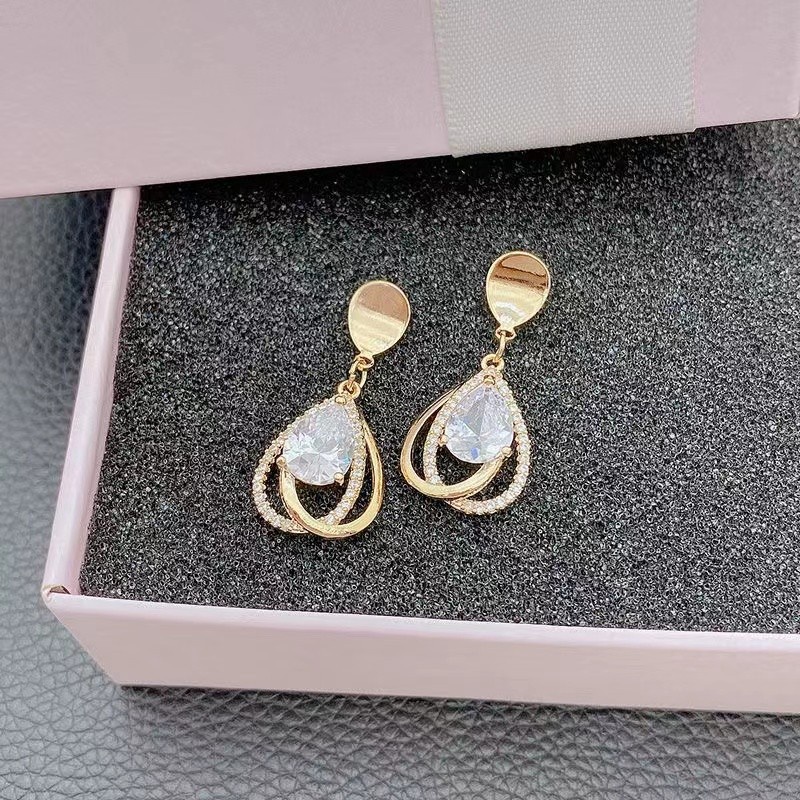 Anting Berlian Imitasi Logam Jarum Silver Untuk Wanita Anting Dongmen Korea