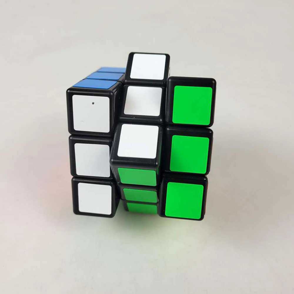Mainan Kubus Rubik Magic Cube 3x3x3 XY3570