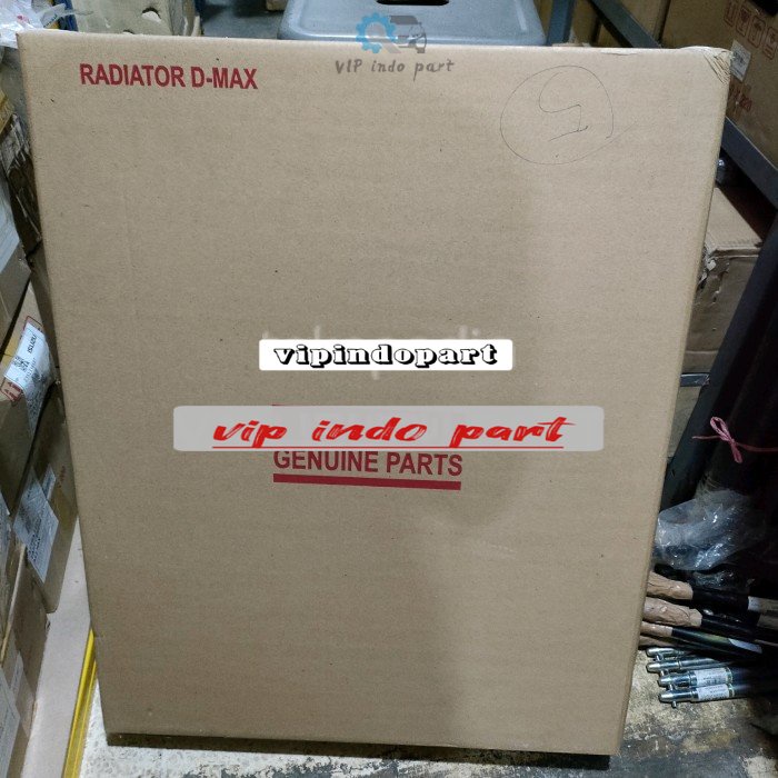 RADIATOR ISUZU DMAX 4JH 4JJ RADIATOR ASSY DMAX ORIGINAL