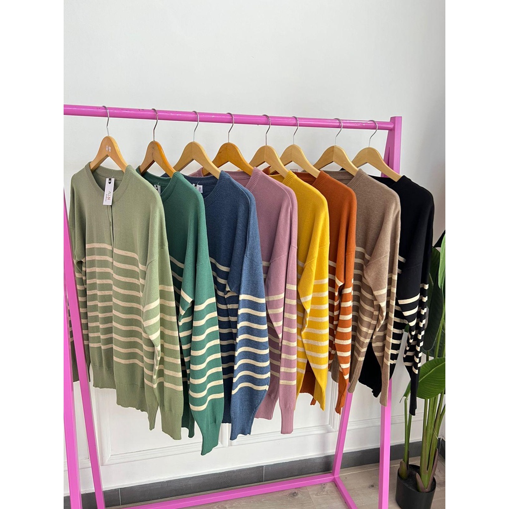 Hayra Cardigan Motif Garis