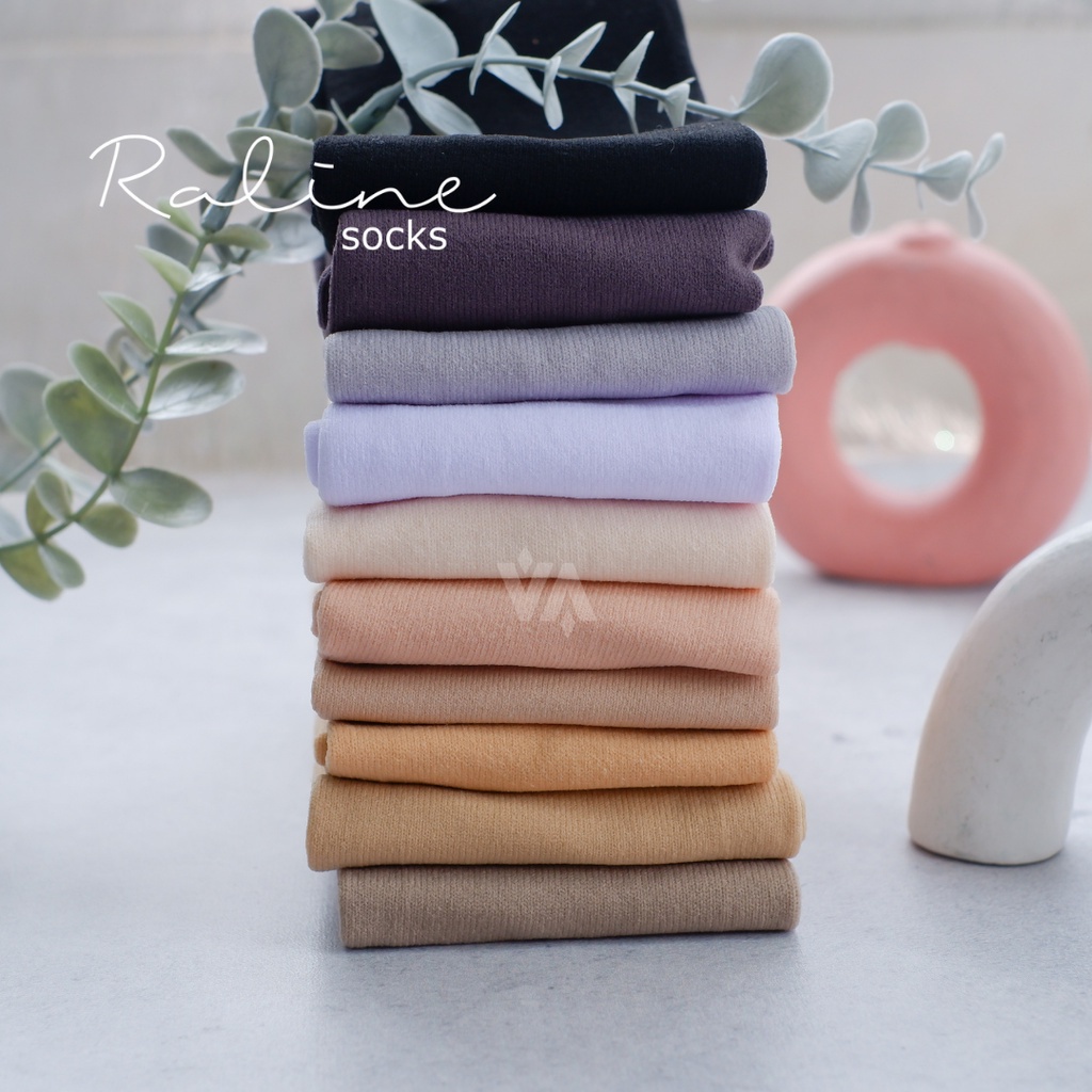 Raline Socks by Sevatu