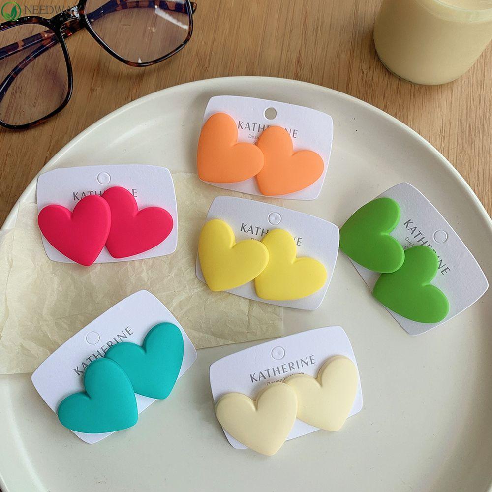 SKJK  Sweet Women Stud Earrings Simple Korean Style Earrings Love Heart Earrings Big Colorful Solid Color Female Girl Acrylic Fashion Jewelry/Multicolor