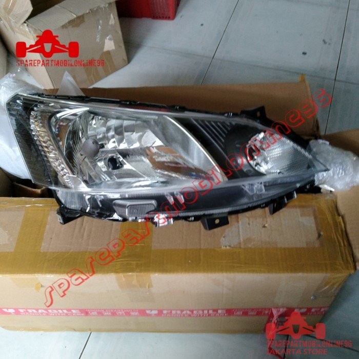 Head Lamp Lampu Depan Nissan Evalia ASLI