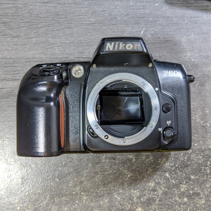 Nikon F60 SLR 35mm F Mount X Canon EOS FD FTB Minolta Pentax Spotmatic