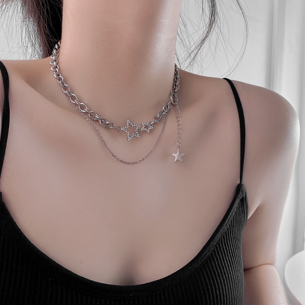 Ladies Girls Y2K Double Layer Bintang Berujung Lima Liontin Kalung Pesona Kalung Wanita Hip hop Perhiasan Aksesoris Retro Punk Rantai Kalung Choker Necklace Elegan