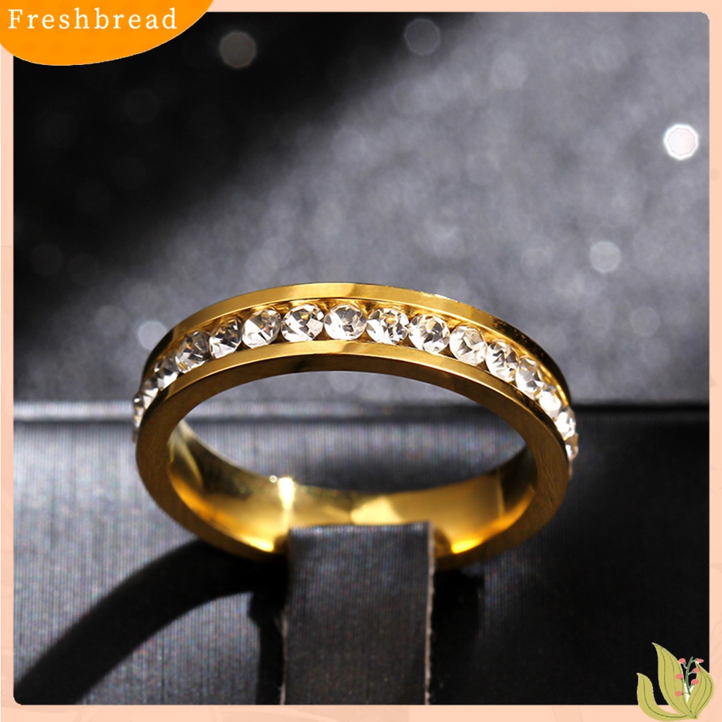 &lt; Freshbread &gt; Indah Permukaan Halus Pernikahan Band Baja Titanium Berlian Imitasi Sederhana Wanita Cincin Pesona Perhiasan